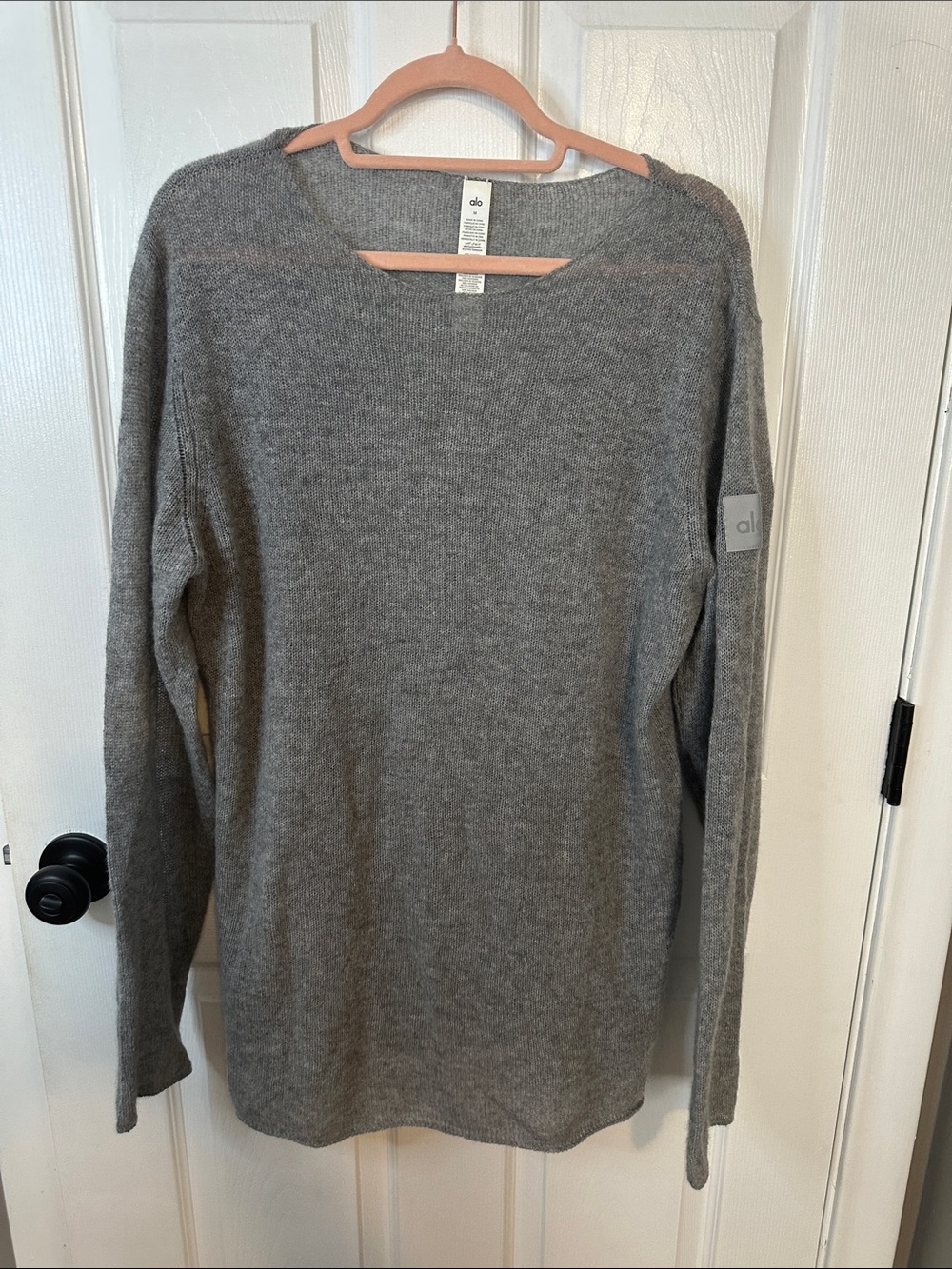 ALO Yoga Gray Crewneck Pullover Sweater